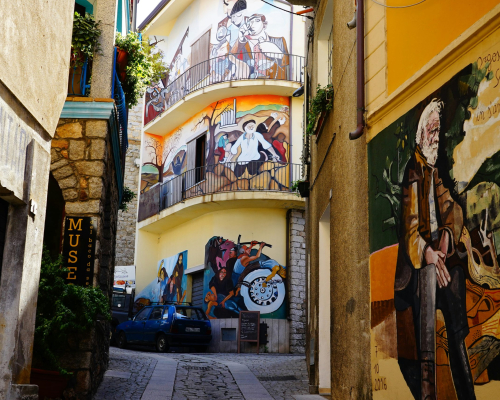 jurgen-scheeff-vmy-rmlsvjc-unsplash