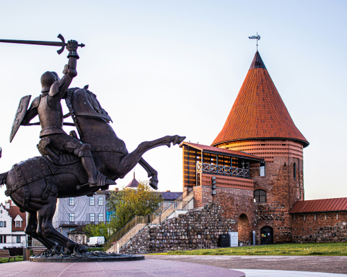 paulius-andriekus-ifc8of_jnf0-unsplash Kaunas, Lithuania
